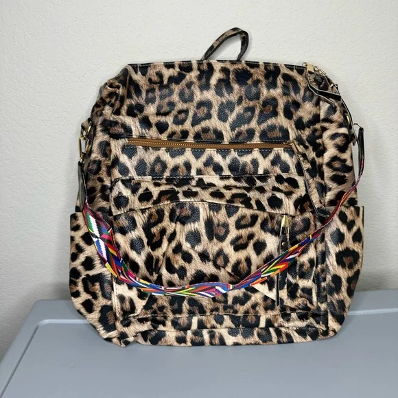 Brown Cheetah Fashionable Backpack Amazon.com: Nerxy Brown Leopard Backpack for School  main image 2